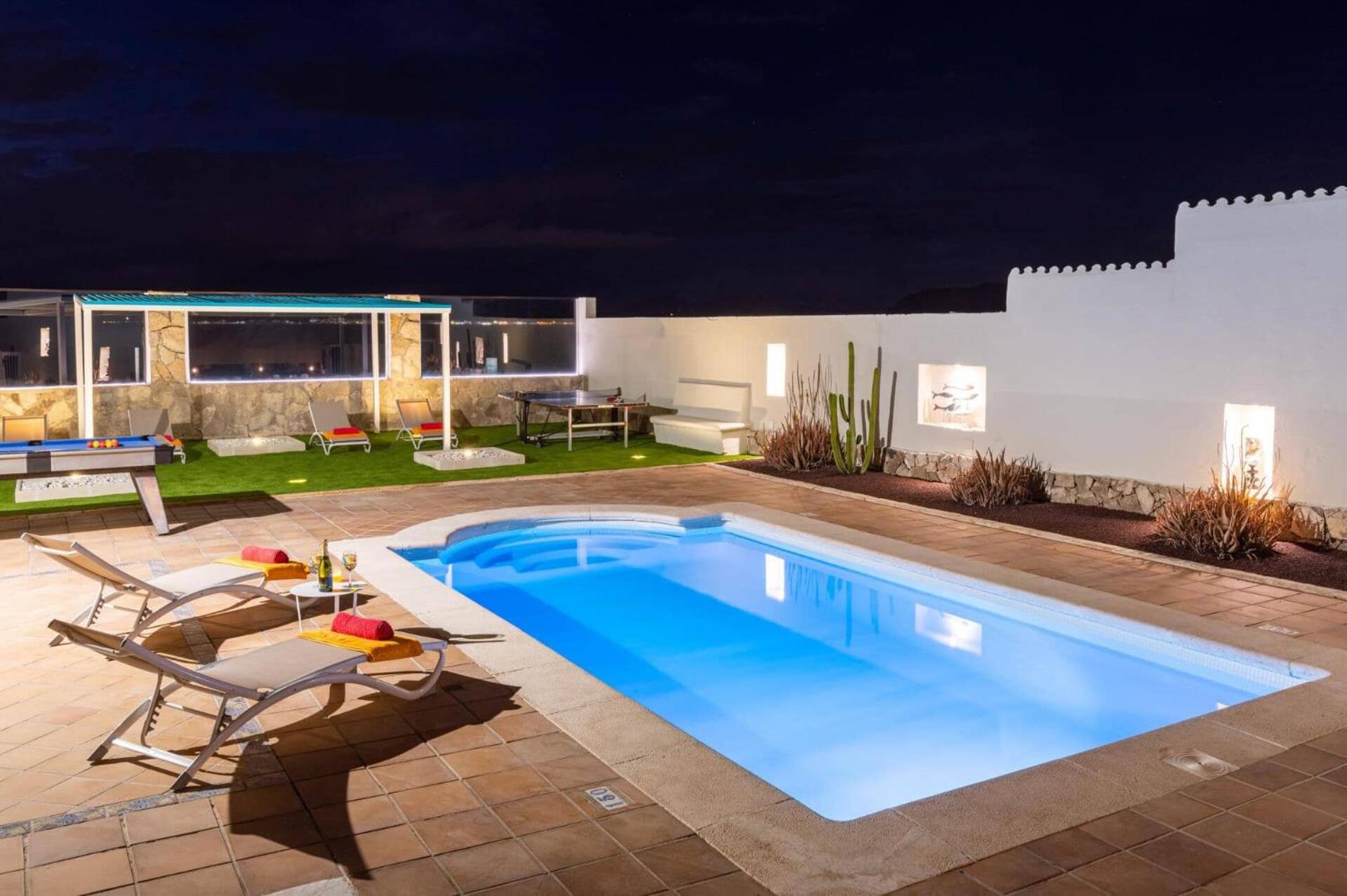 Villa Lobos By Villa Plus La Oliva Exterior photo